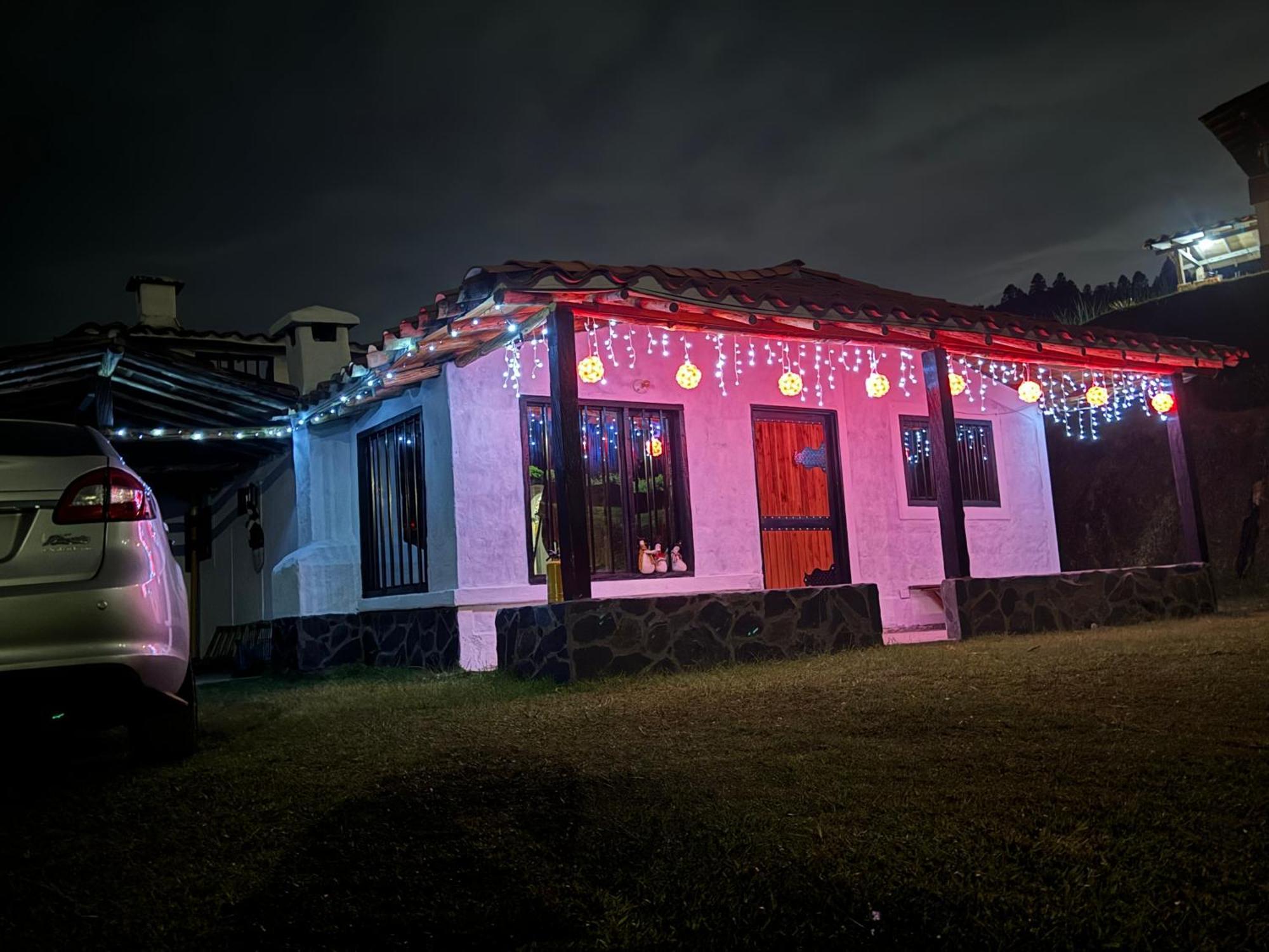 Vila La Colina Magik Guarne Exteriér fotografie